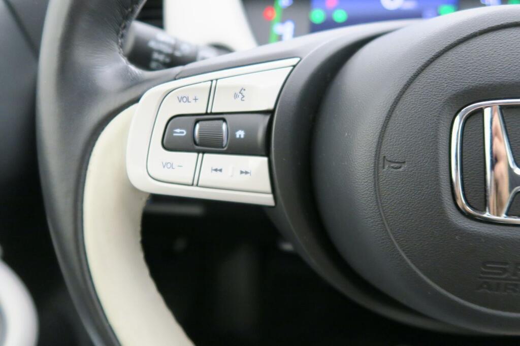 Honda Jazz HYBRID 1.5I-MMD EXECUTIVE 11