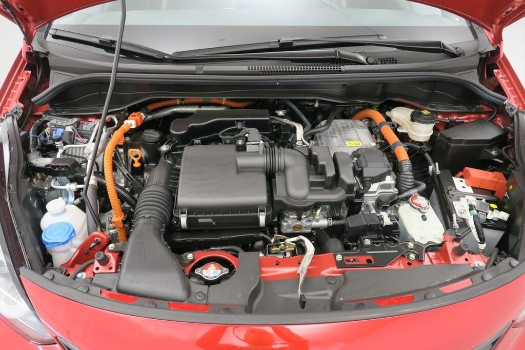 Honda Jazz HYBRID 2024 1.5I-MMD CROSSTAR 18