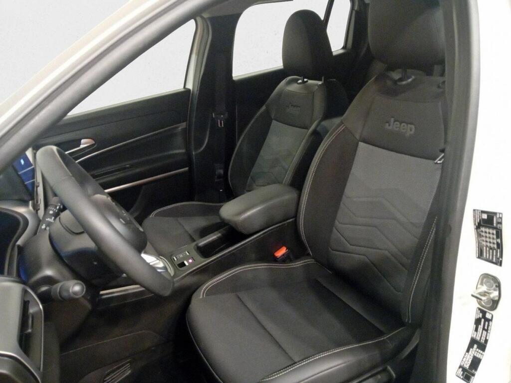 Jeep Avenger ALTITUDE BEV 156 CV 54KW 5P 14