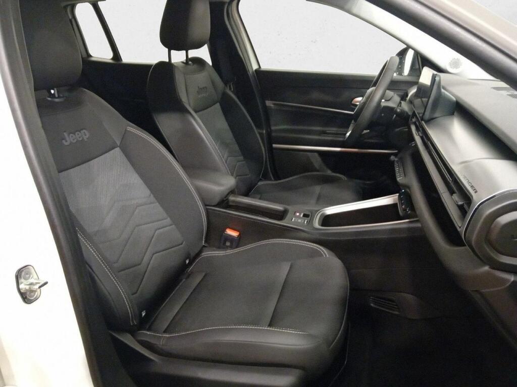 Jeep Avenger ALTITUDE BEV 156 CV 54KW 5P 13