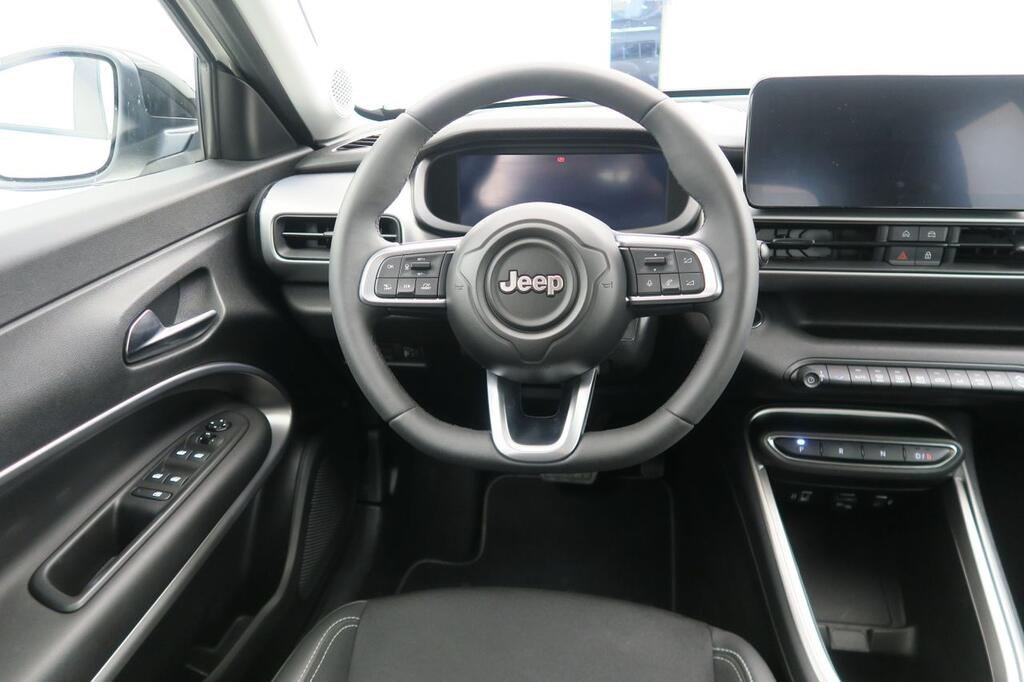 Jeep Avenger BEV ALTITUDE 156 CV 14