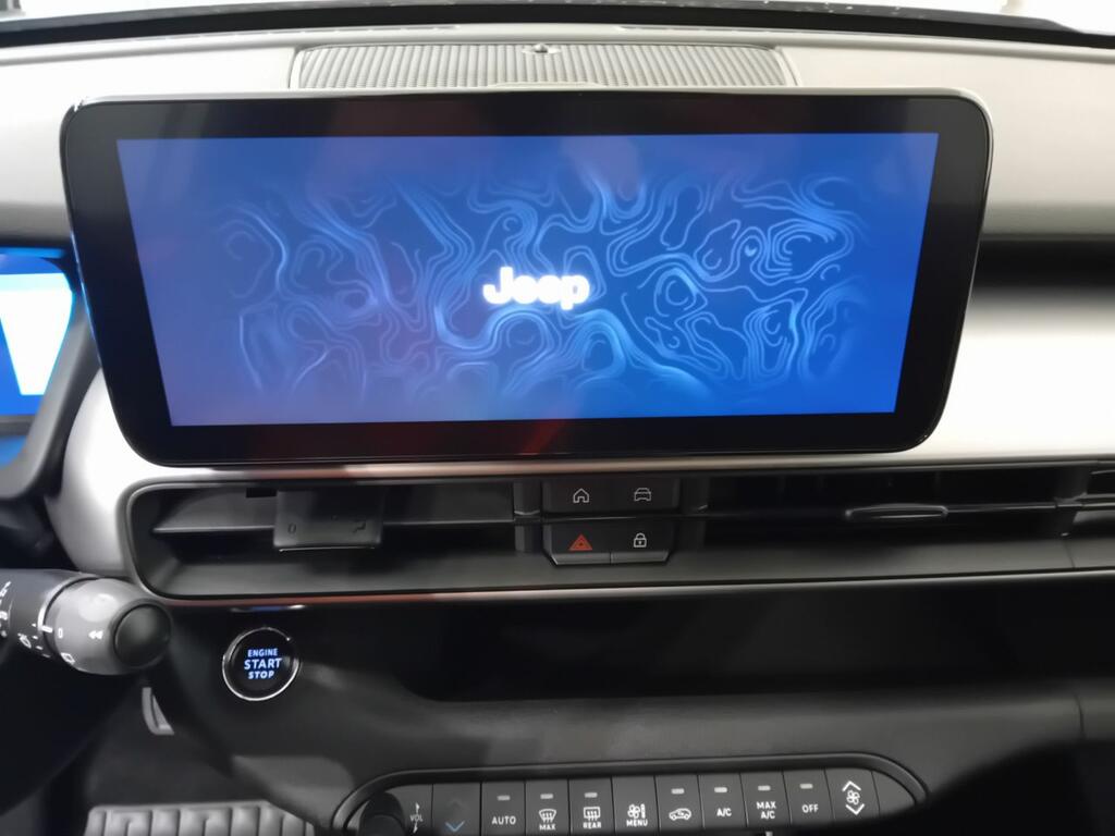 Jeep Avenger BEV ALTITUDE 156CV 11