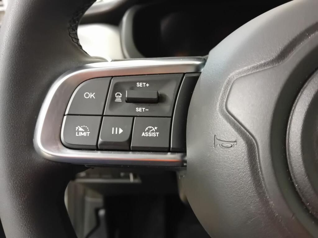 Jeep Avenger BEV ALTITUDE 156CV 9