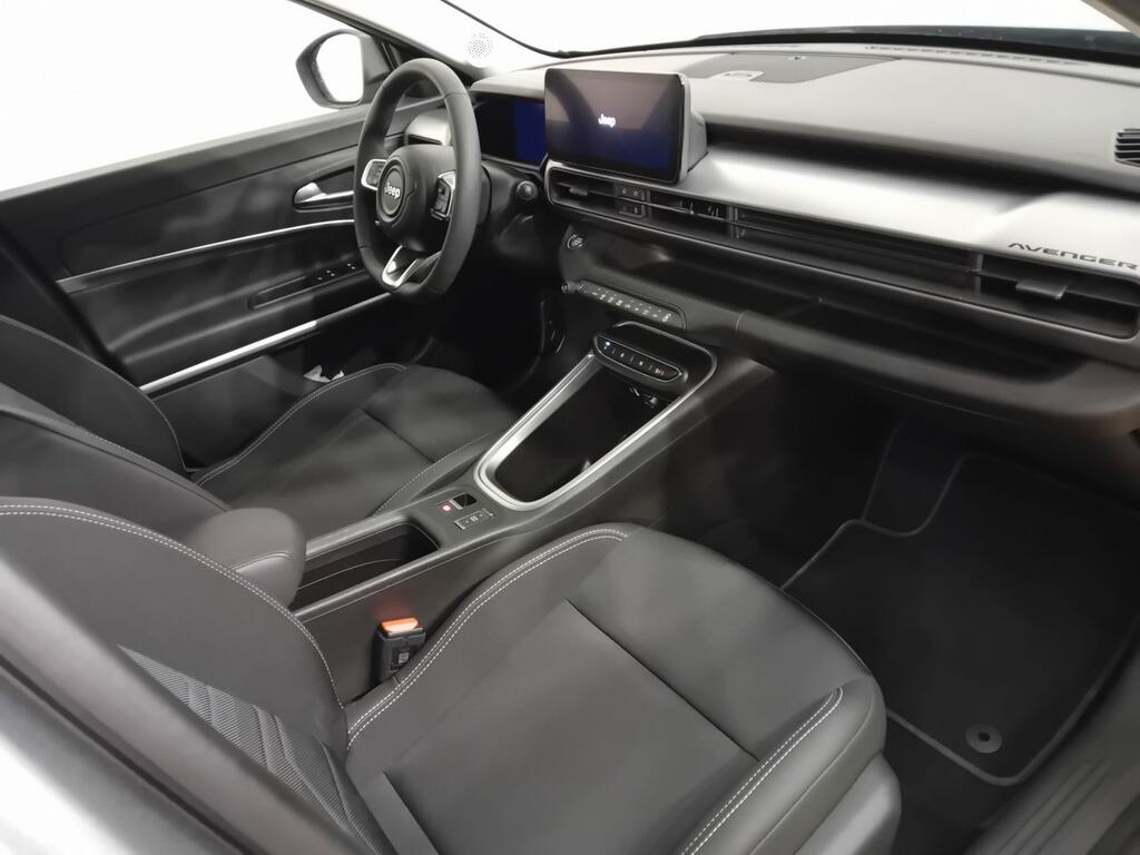 Jeep Avenger BEV ALTITUDE 156CV 12