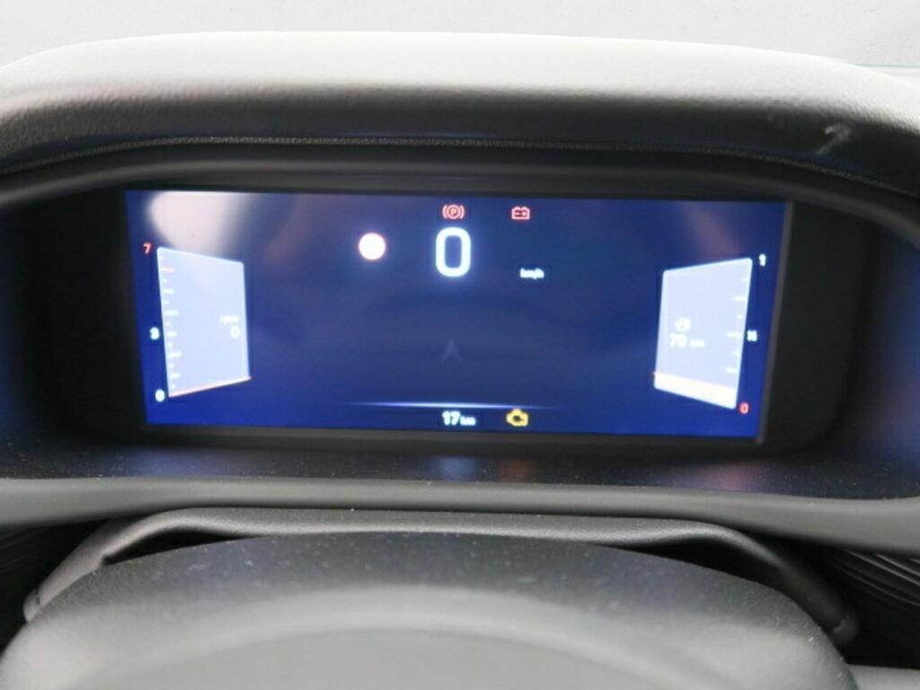 Jeep Avenger LONGITUDE 1.2 ICE 100CV 11