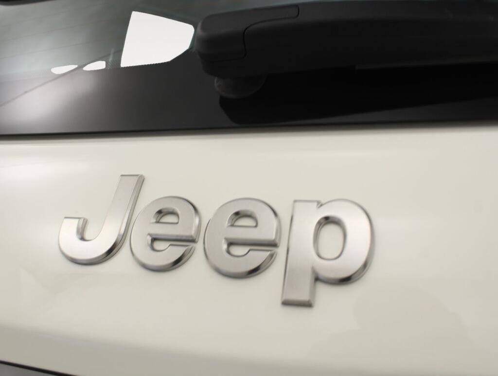 Jeep Avenger LONGITUDE 1.2 ICE 100CV 21