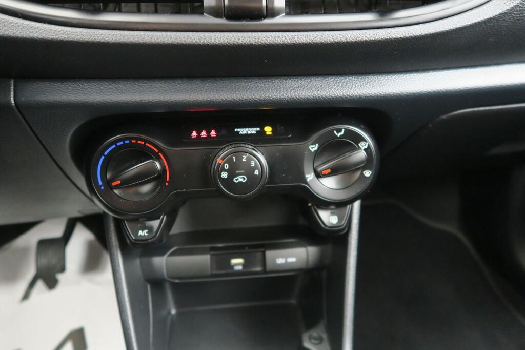 Kia Picanto Berlina 1.0 DPI CONCEPT 67 5P 9