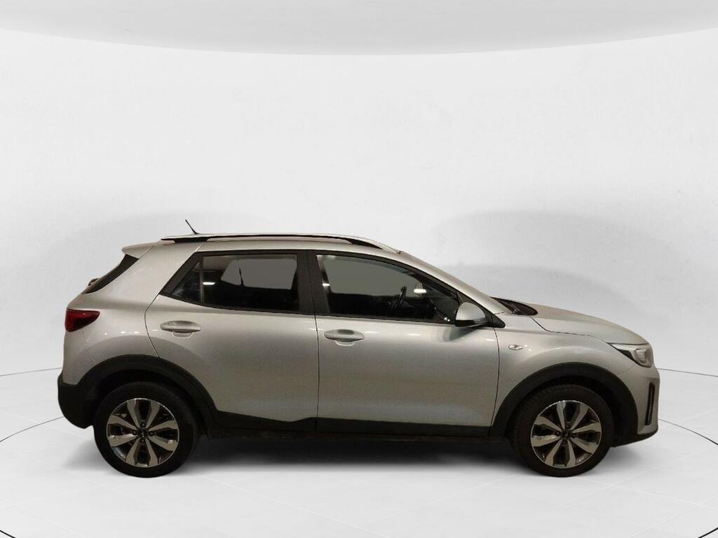 Kia Stonic CONCEPT 1.0 T-GDI MHEV IMT 100 CV 5P 4