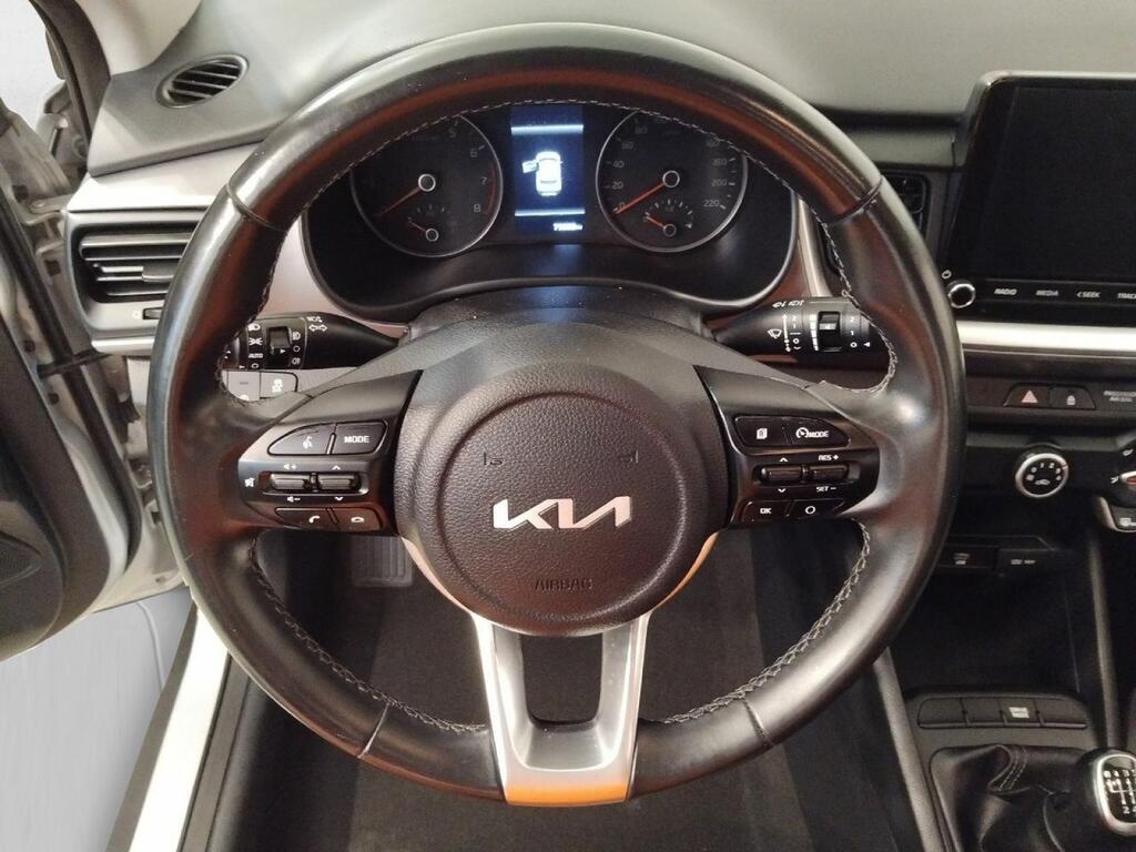 Kia Stonic CONCEPT 1.0 T-GDI MHEV IMT 100 CV 5P 7