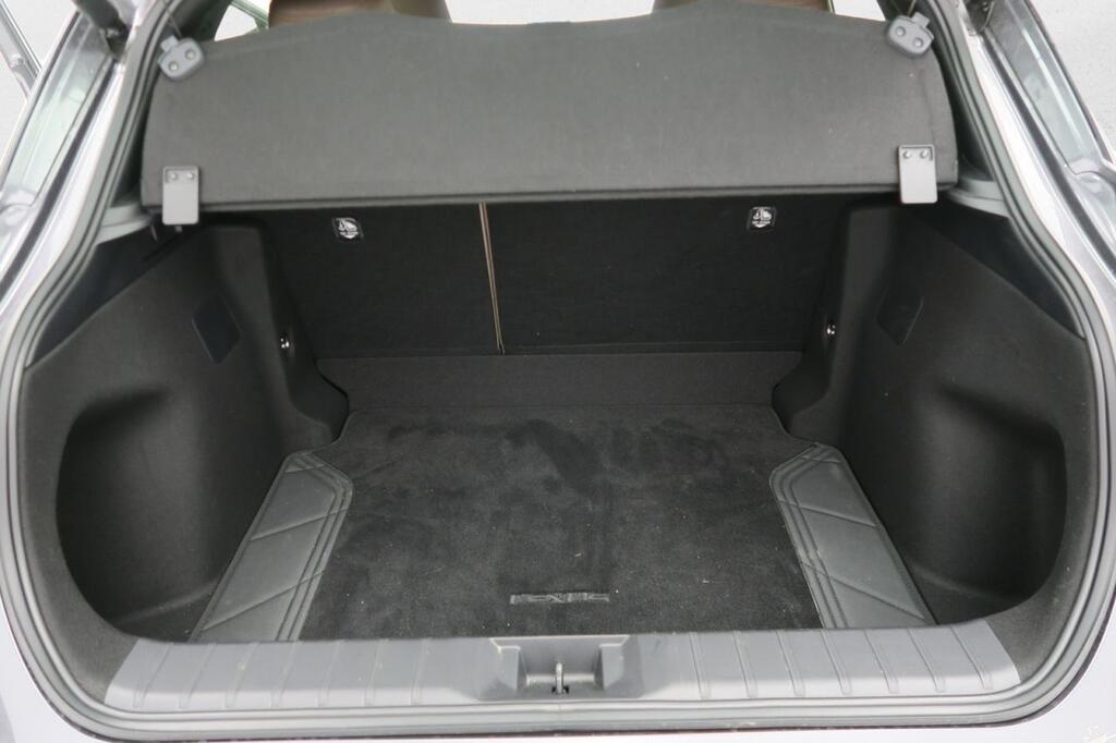 Lexus LBX ELEGANT PLUS 1.5 HYBRID 136 CV AUTO 5P 19