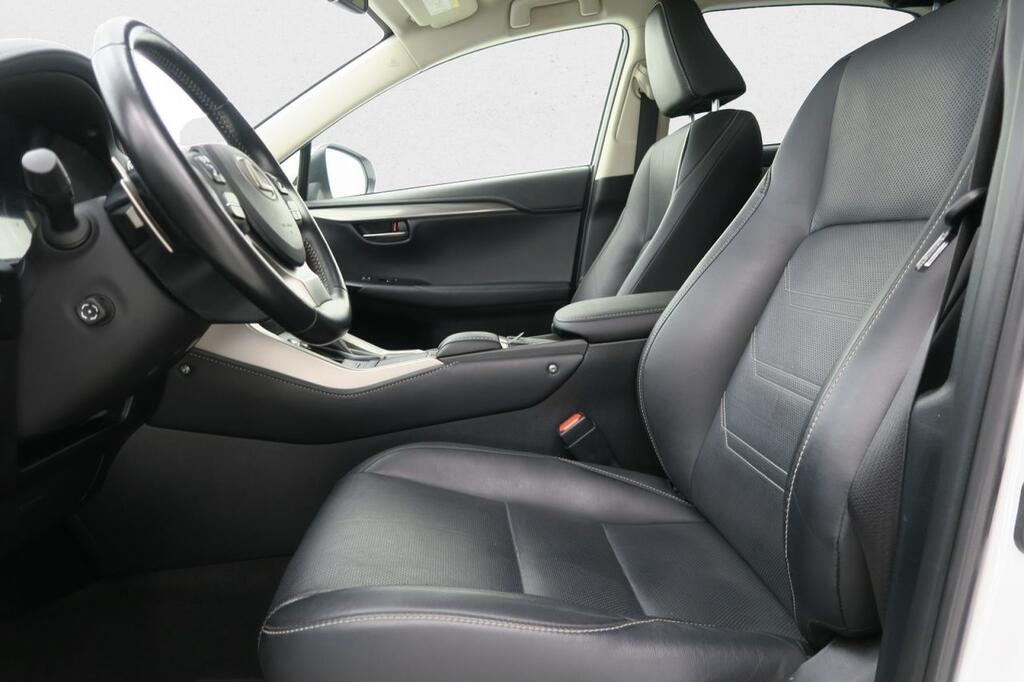 Lexus NX 300H EXECUTIVE NAVI. 2.5 HYBRID 197 CV AUTO 5P 4WD 11