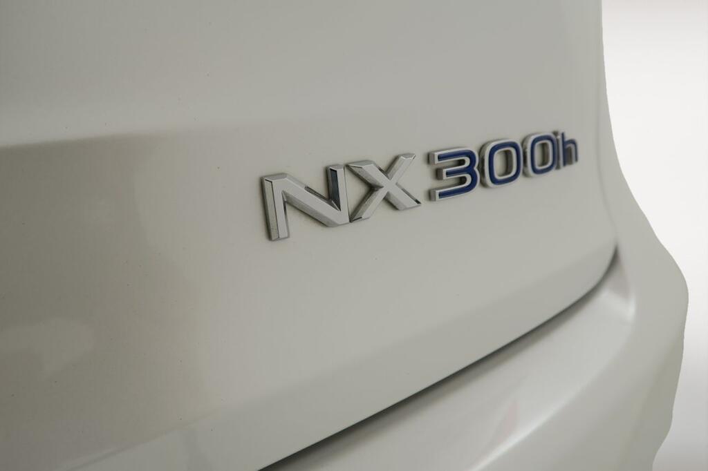 Lexus NX 300H EXECUTIVE NAVI. 2.5 HYBRID 197 CV AUTO 5P 4WD 15