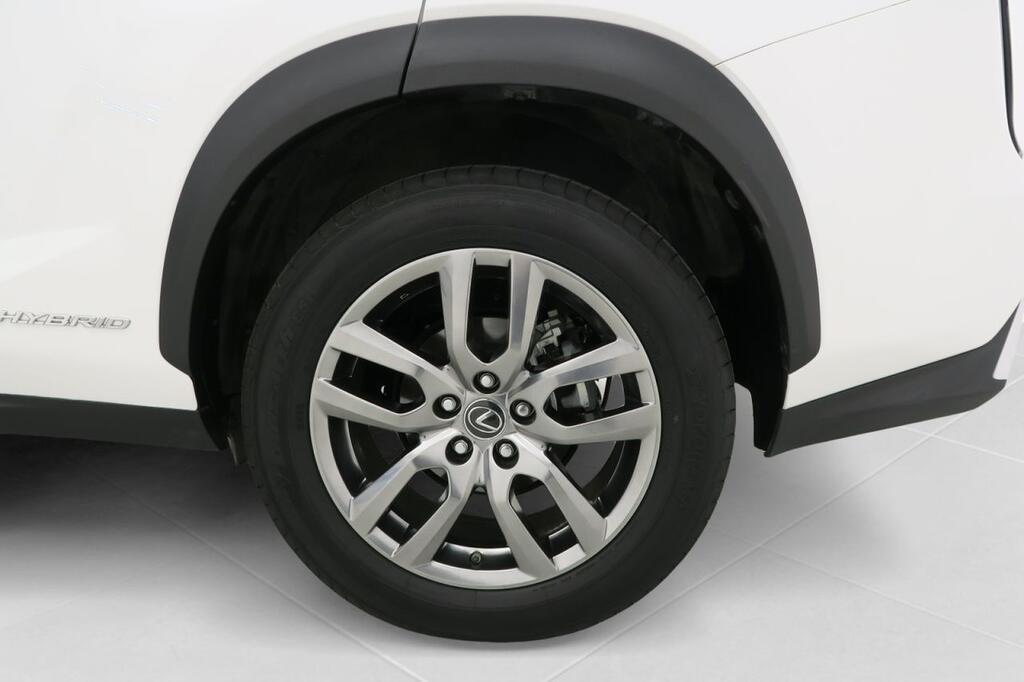 Lexus NX 300H EXECUTIVE NAVI. 2.5 HYBRID 197 CV AUTO 5P 4WD 17