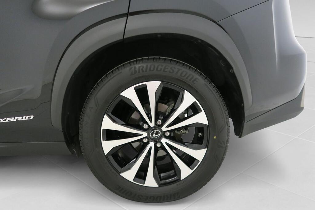 Lexus NX 300H F SPORT KICK POWER 2.5 HYBRID 197 AUTO 5P 4WD 26
