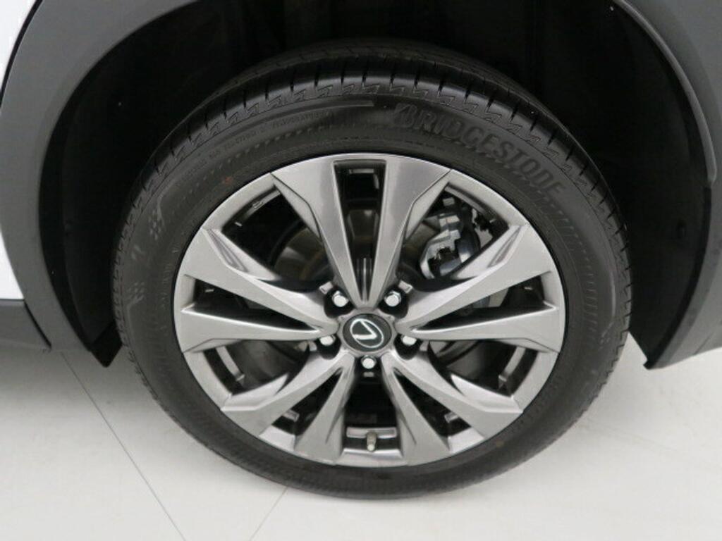 Lexus UX 250H FSPORT LTH 2.0 HYBRID 184 CV AUTO 5P 4WD 32