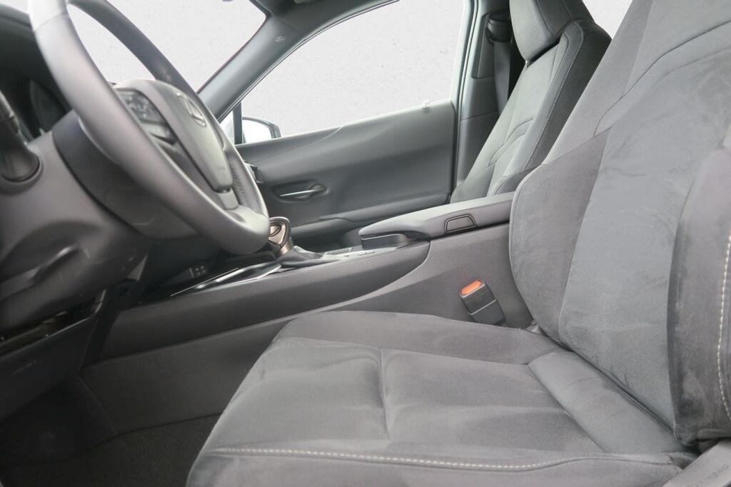 Lexus UX 250H PREMIUM 2.0 HYBRID 184 CV AUTO 5P 19