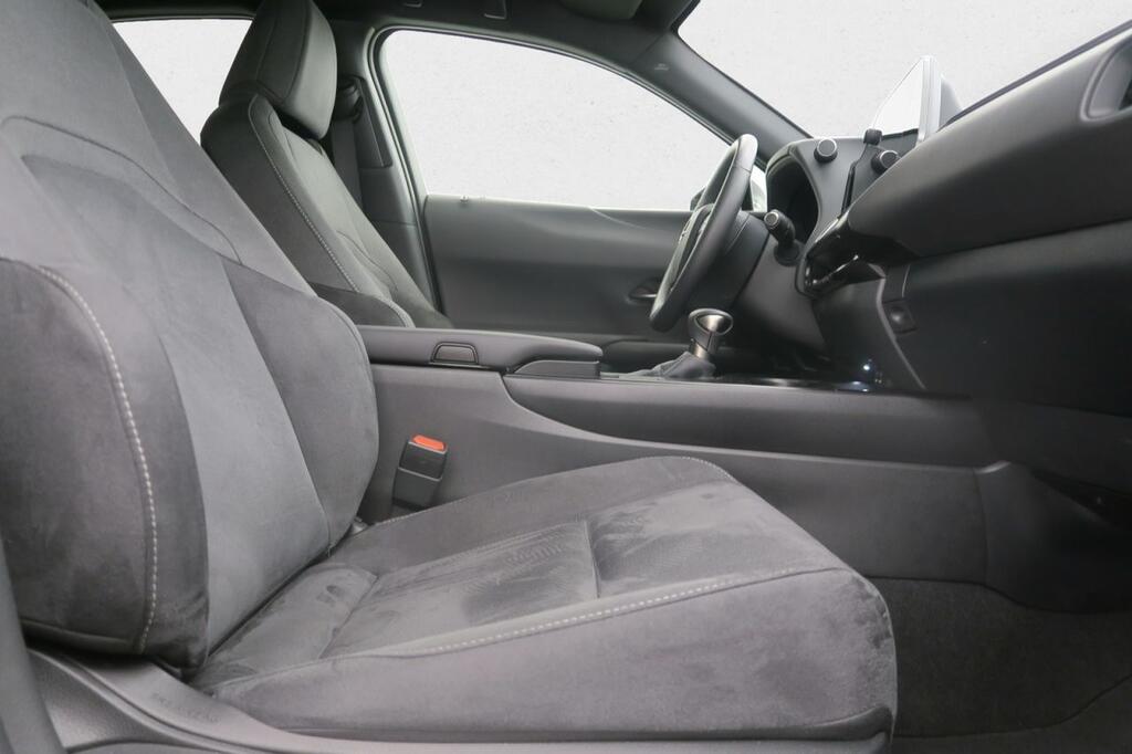 Lexus UX 250H PREMIUM 2.0 HYBRID 184 CV AUTO 5P 18