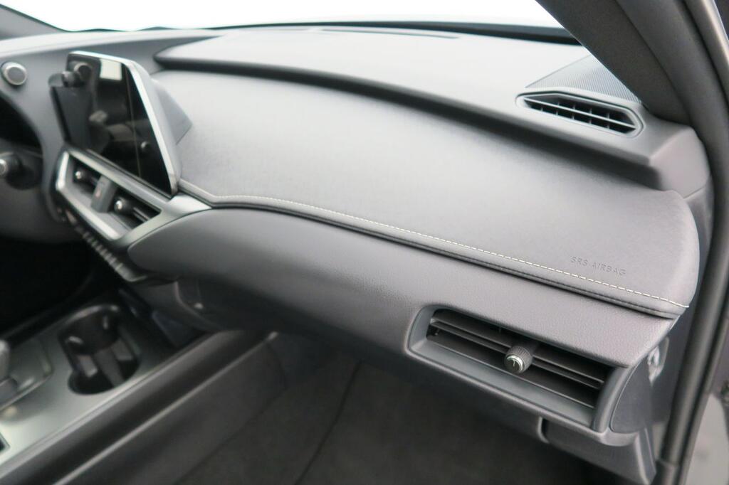 Lexus UX 300H PLUS 2.0 HYBRID 199 CV AUTO 5P 2WD 16