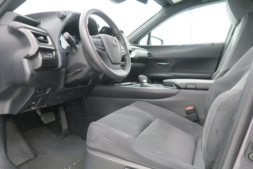 Lexus UX 300H PLUS 2.0 HYBRID 199 CV AUTO 5P 2WD 7