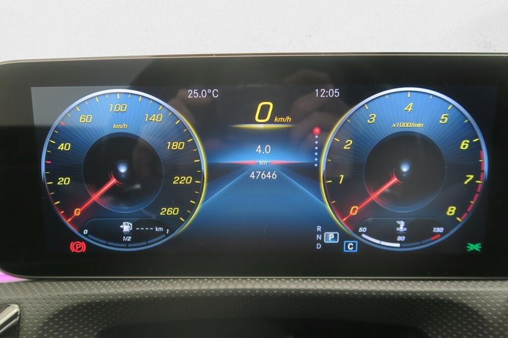 Mercedes CLA 180 SHOOTING BRAKE AMG LINE 1.3 136 CV 5P 8