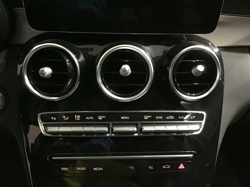 Mercedes Clase C C220 D ESTATE AMG LINE 2.0 D 194 CV AUTO 5P 9