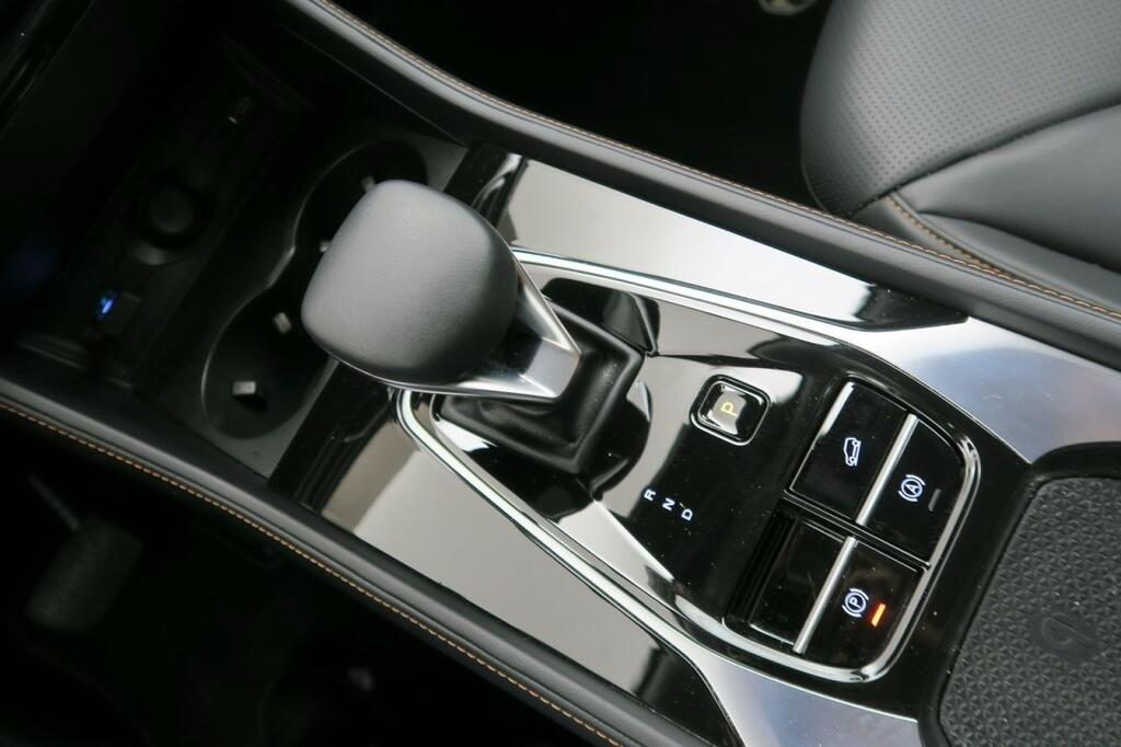 MG HS PHEV LUXURY MY24 10