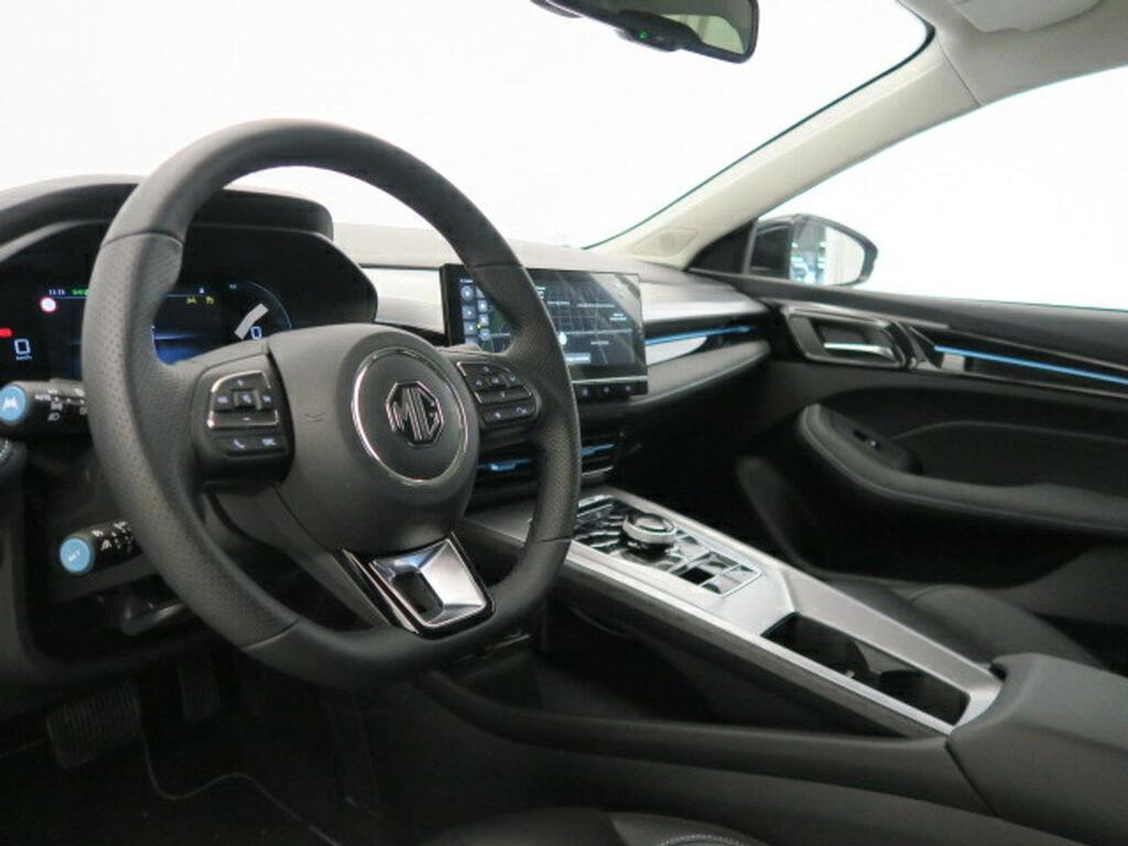MG MG5 LONG RANGE LUXURY 7