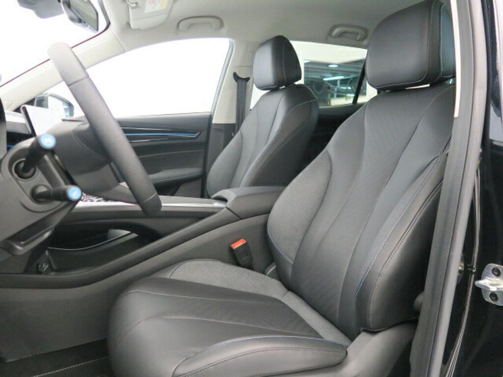 MG MG5 LONG RANGE LUXURY 17