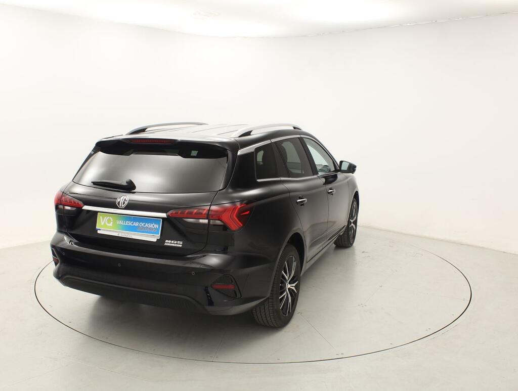 MG MG5 LONG RANGE LUXURY 3