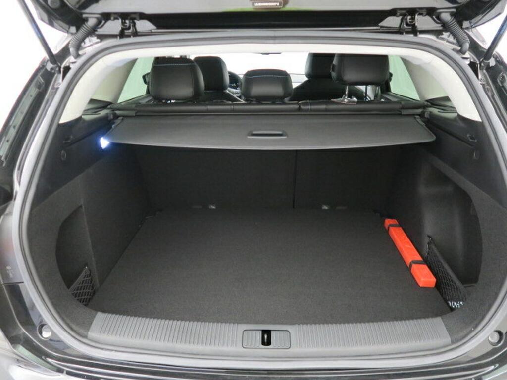 MG MG5 LONG RANGE LUXURY 19