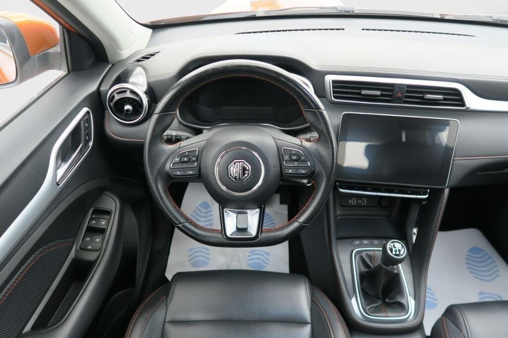 MG ZS LUXURY 1.5 106 CV 5P 13