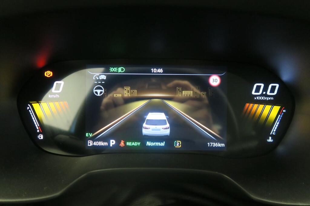 MG ZS SUV 1.5 HEV LUXURY 197 5P 10