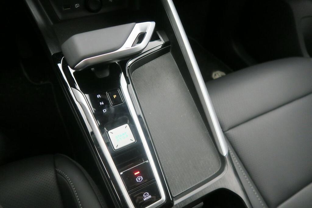 MG ZS SUV 1.5 HEV LUXURY 197 5P 11