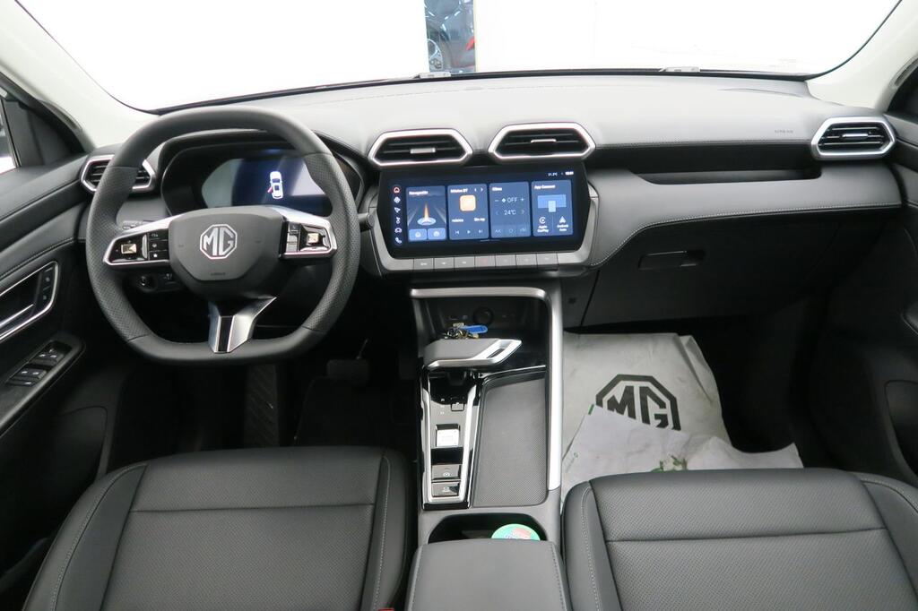 MG ZS SUV 1.5 HEV LUXURY 197 5P 14