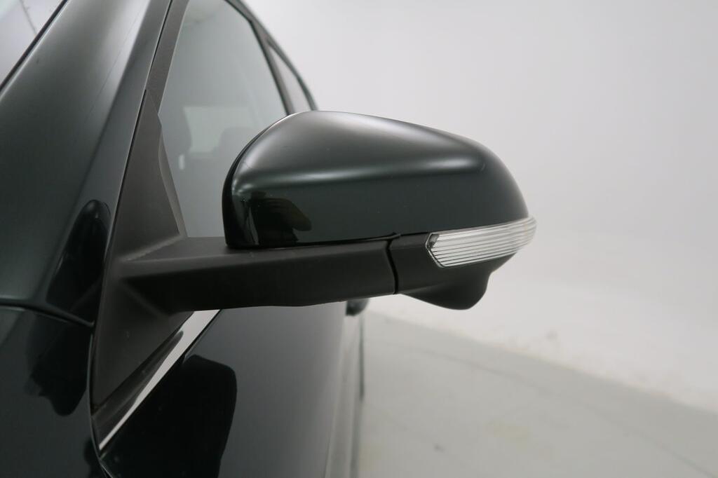 MG ZS SUV 1.5 HEV LUXURY 197 5P 22