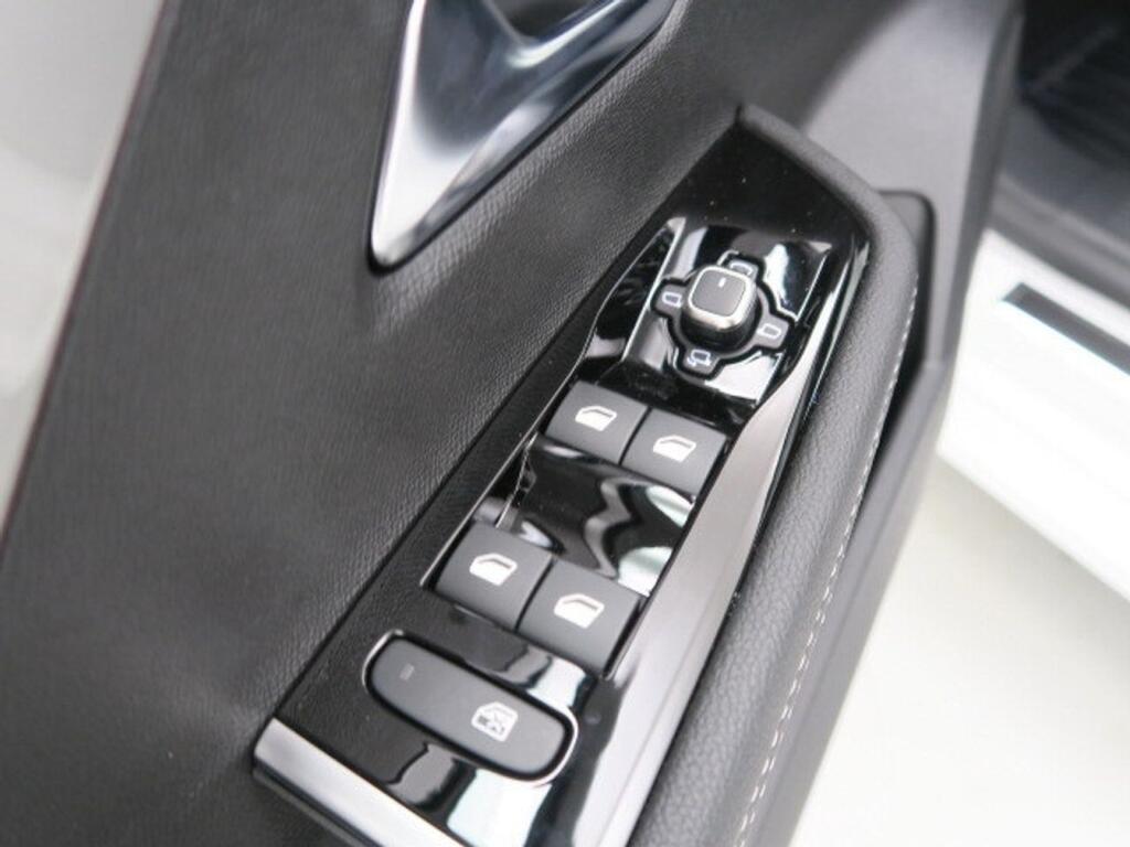 Opel Astra GS BEV 156 CV 5P 9