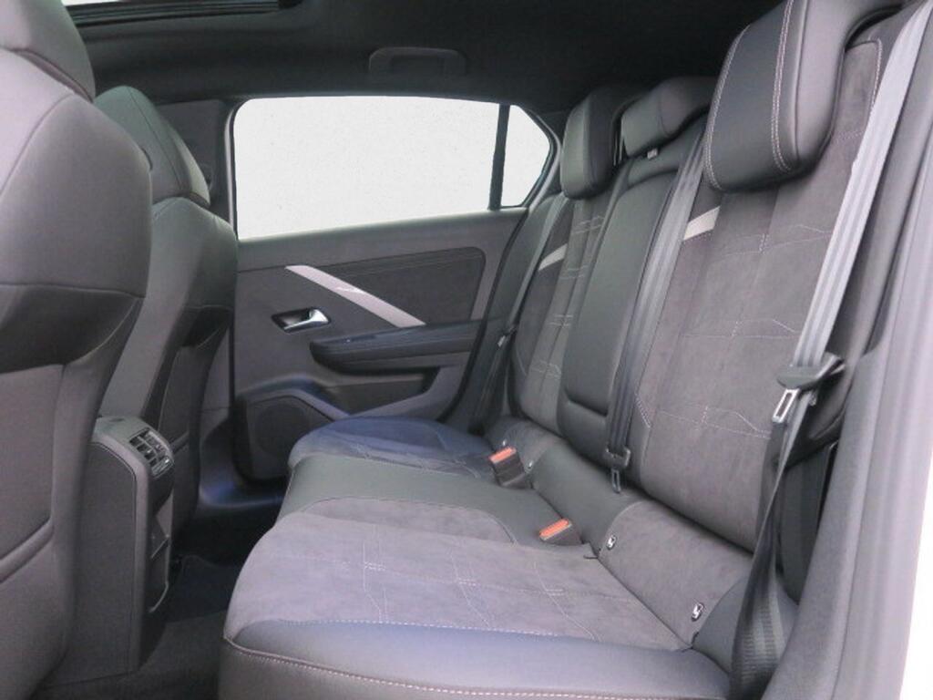 Opel Astra GS BEV 156 CV 5P 21