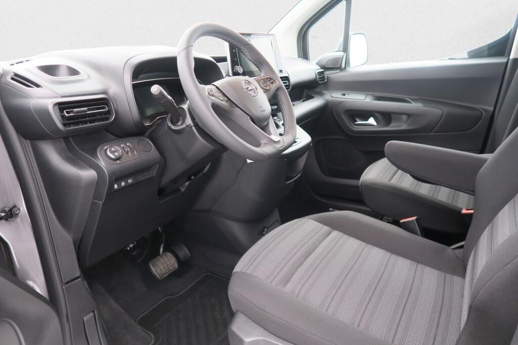 Opel Combo Cargo Life Electric L Elegance Plus 100kw / 136 CV 6