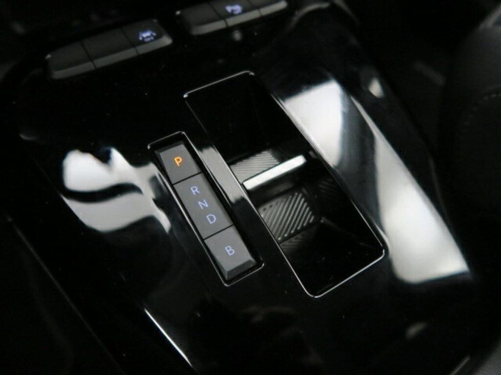 Opel Corsa -e Elegance-e BEV 50kWh 136 CV (100kW) 10