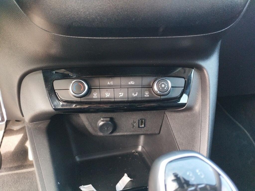 Opel Corsa Edition 1.2T XEL MT5 S/S 75 CV (55kW) 8