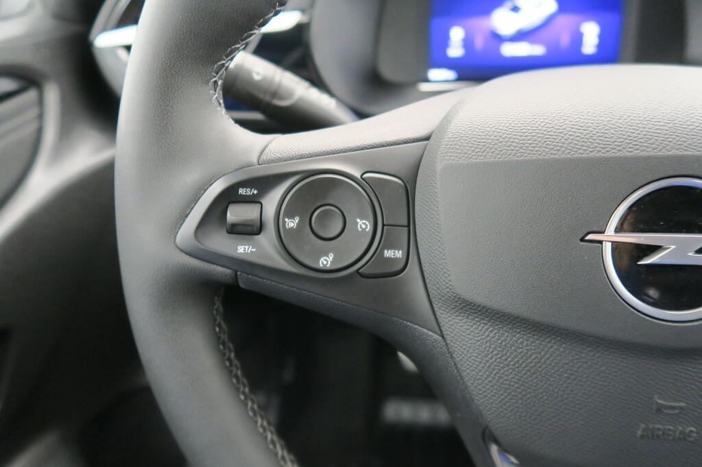 Opel Corsa GS 1.2T XHL 100 CV 5P 10