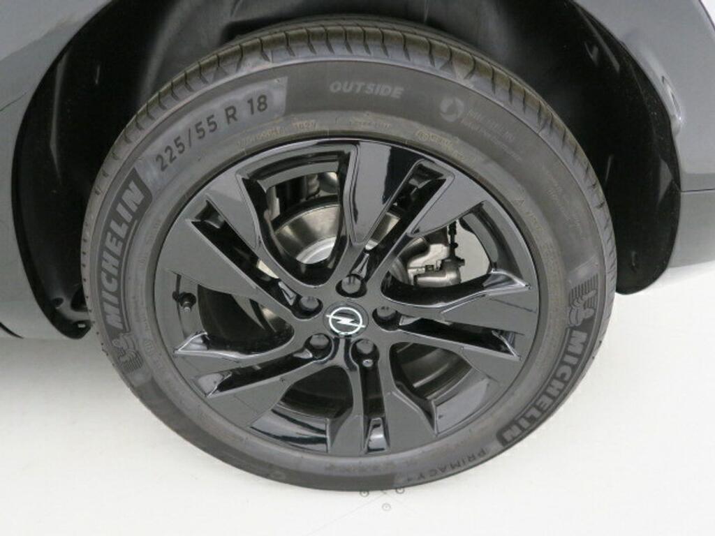 Opel Grandland GS 1.2T 130CV MT6 24