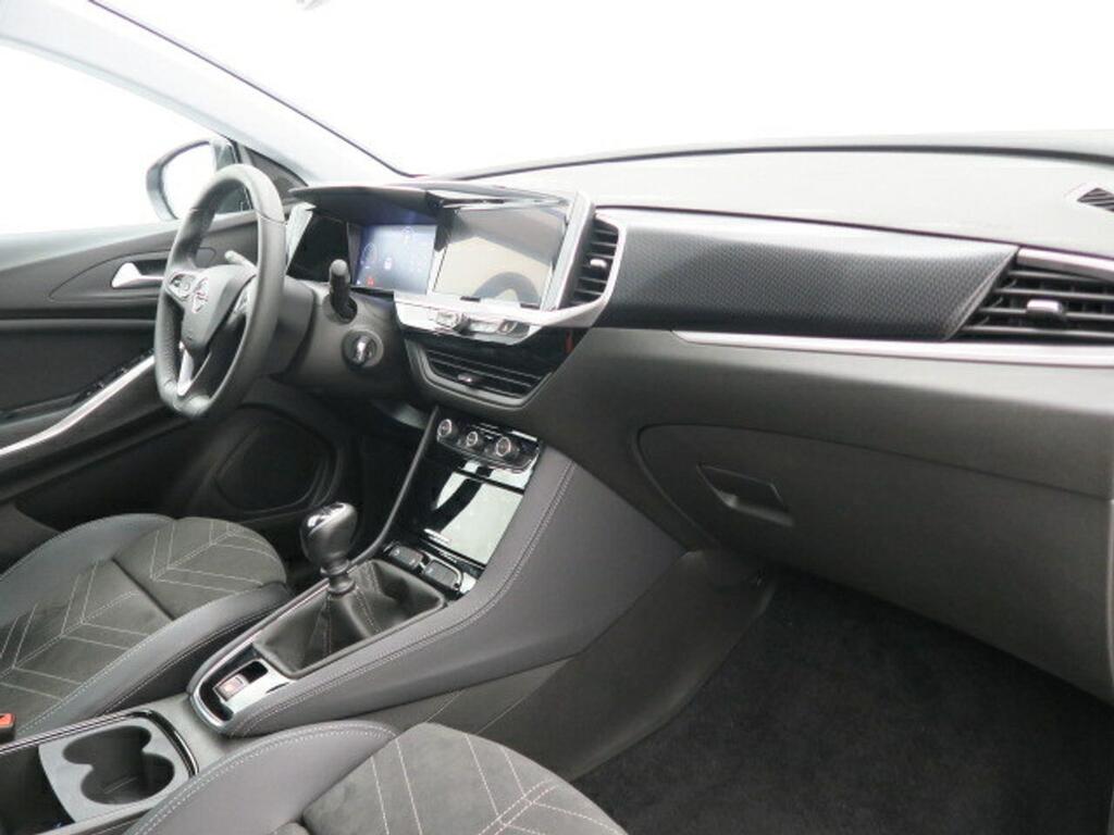 Opel Grandland GS 1.2T 130CV MT6 15