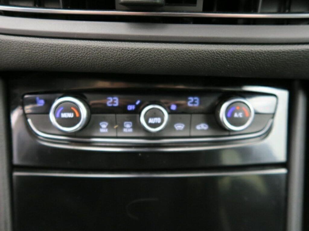 Opel Grandland GS E PHEV 300 CV AT8 14