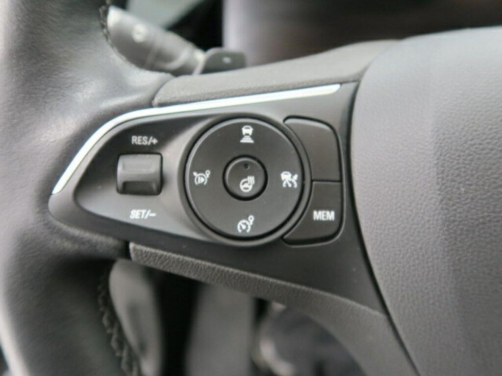 Opel Grandland GS LINE 1.6PHEV 225CV AT8 9