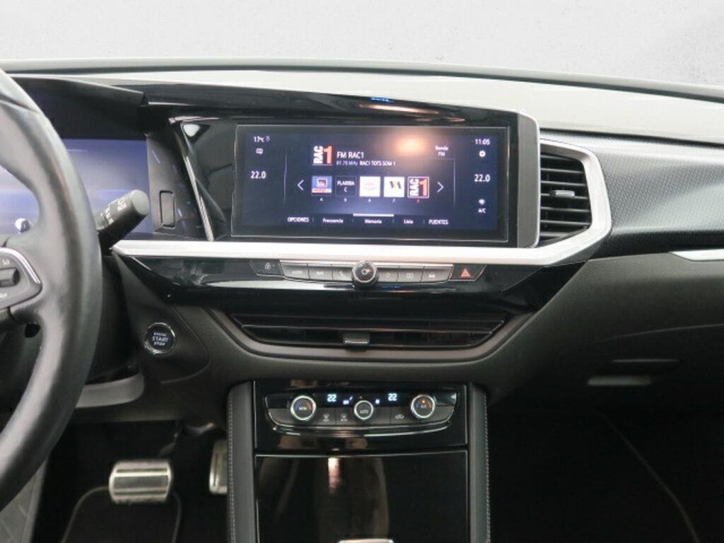 Opel Grandland GS LINE 1.6PHEV 225CV AT8 13