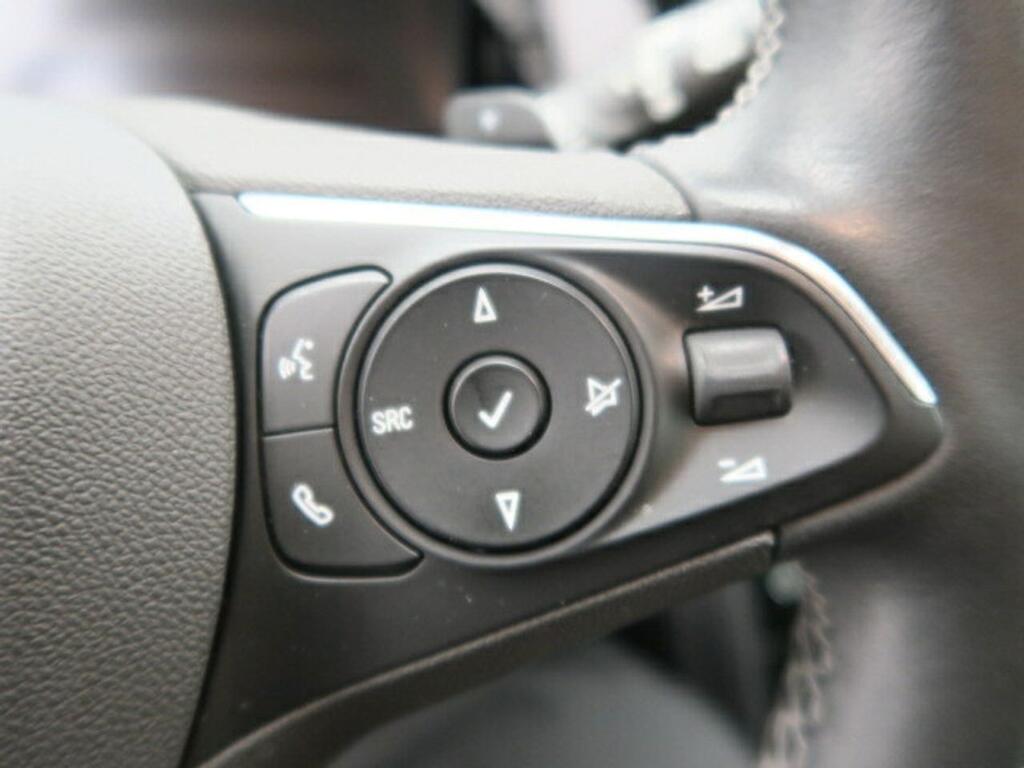 Opel Grandland GS LINE 1.6PHEV 225CV AT8 10