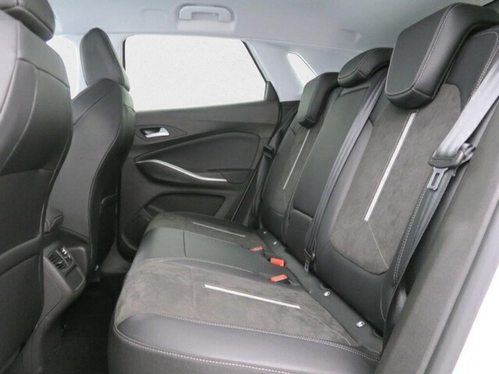 Opel Grandland GSE 1.6 TURBO PHEV 300CV AUTO 5P 19