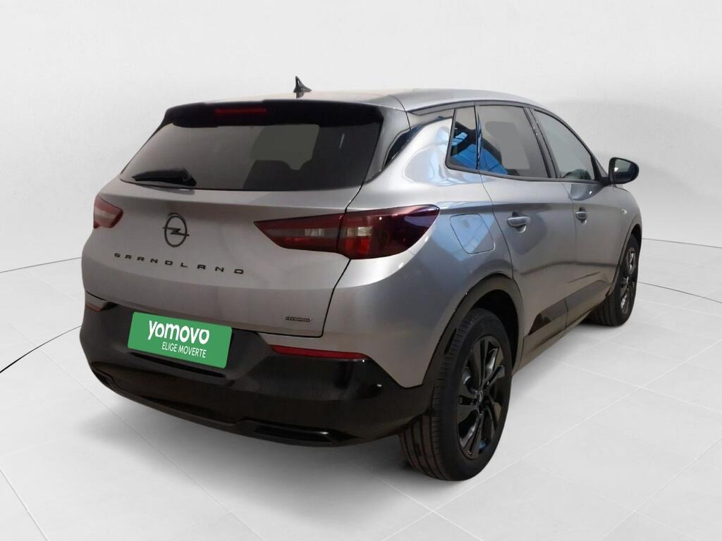 Opel Grandland PHEV GS 225cv AT8 3