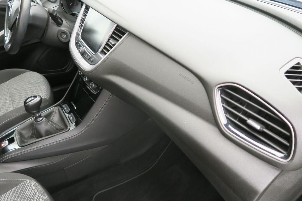 Opel Grandland SELECTIVE 1.2 130CV 5P 12